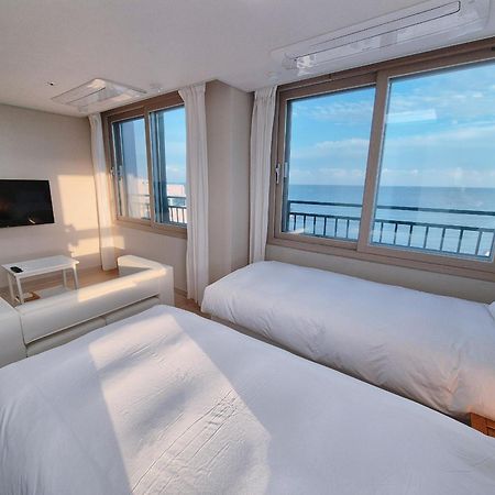 The First Ocean Songjeong Hotel Busan Exterior foto